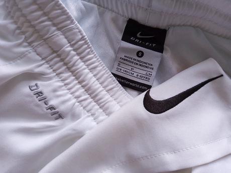 Šortky zn."nike" vel."128-140", nike