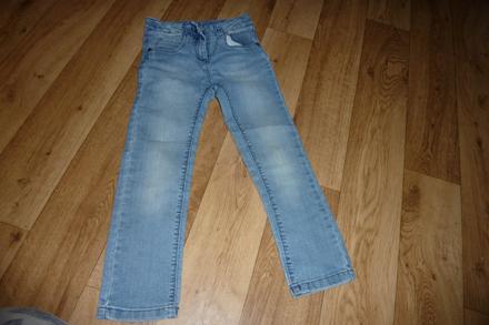 Džíny, lupilu,116