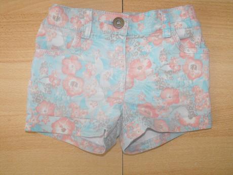 Kvetované kraťasky, f&f,122