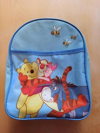 Baťůžek medvídka pú,