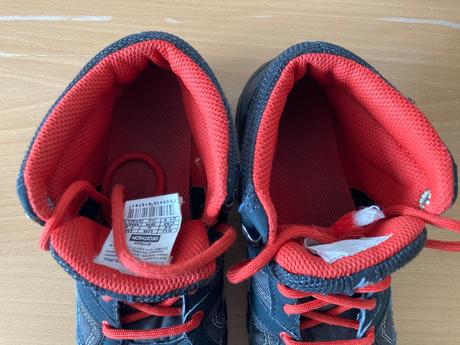 2x turisticke boty, 34