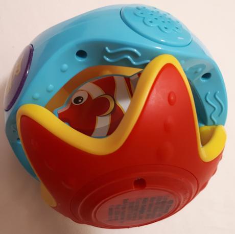 Zvukový a světelný míč, infinifun rattle ball,