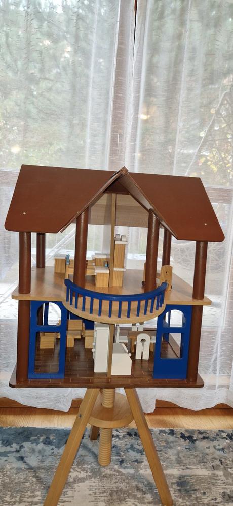 Domeček pro panenky,