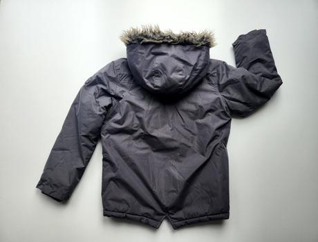 Zimní bunda s kožešinovou kapucí vel. 146-152, 146