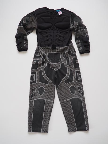 Kostým batman vel 116,