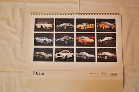 Nástěnný kalendář auta 2013,