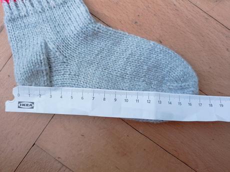 Ponožky pletené, 23