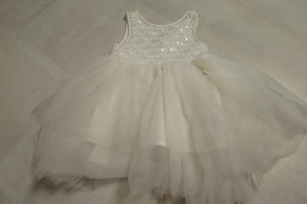 Luxusní šaty pro princeznu, h&m,92