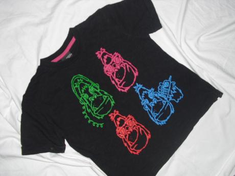 Černé tričko s opičákama, next,110