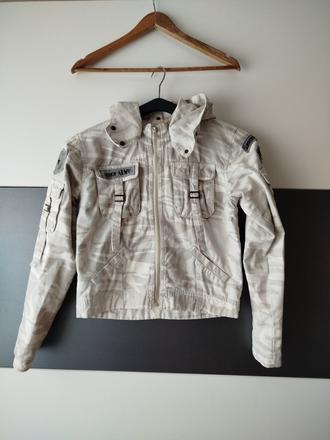 Bunda zn. rr vel.40, 40