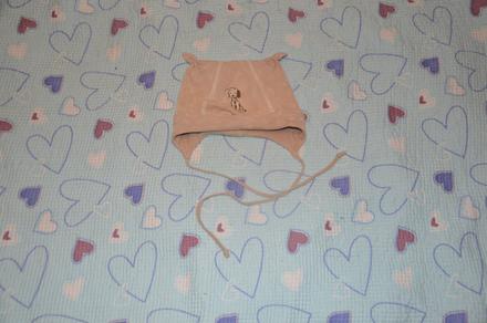 98 104 110 slabá čepice s pejskem, 104