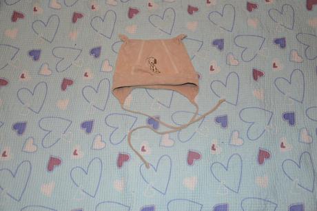 98 104 110 slabá čepice s pejskem, 104