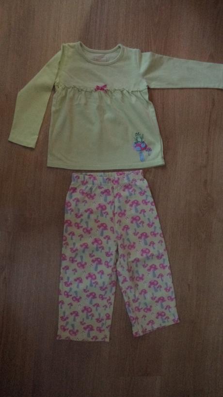 Pyžamo  č.18, next,92