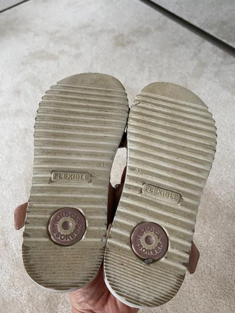 Sandále na parádu, 31