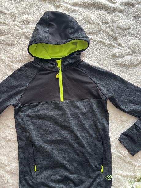 K3/ mikina sportovní- v.6/7 let, st. bernard,122