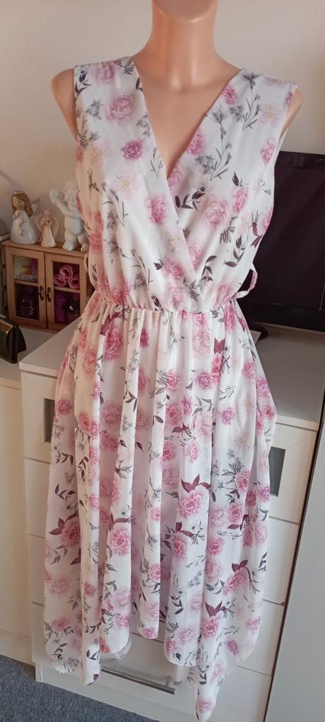 Šaty zn."made in italy" vel."3", 