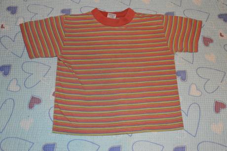 Prouhaté tričko, 104