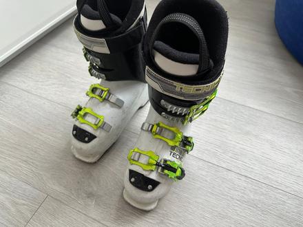 Dětské lyžáky / přeskáče technica agent 65  eu 34, tecnica,34