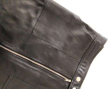 Černá koženková sukně,