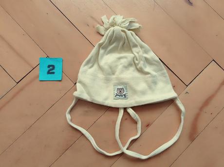 Čepice vel. 62-68, cca 41-44 cm, yetty,62