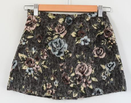 Sukně vel. 7 - 8 let, zara,128