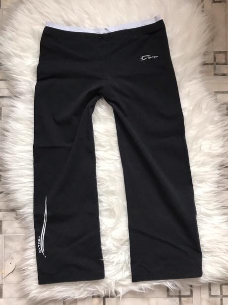 Hezké sportovní 3/4 tepláky, 38