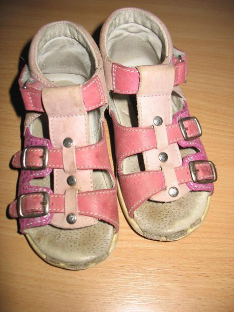 Sandálky fare, fare,25