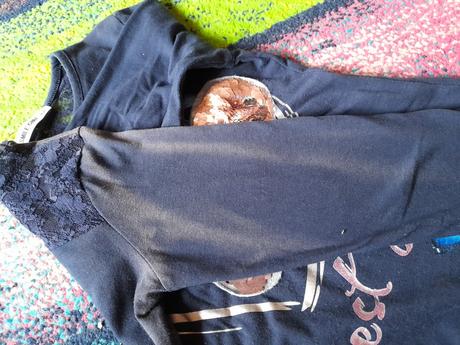 2x tričko s měnícími se flitry modré a bílé, 122