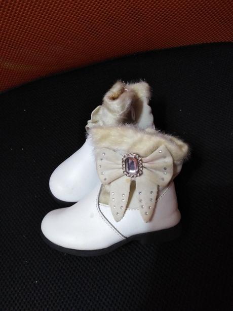 Zimní dívčí kozačky, 20