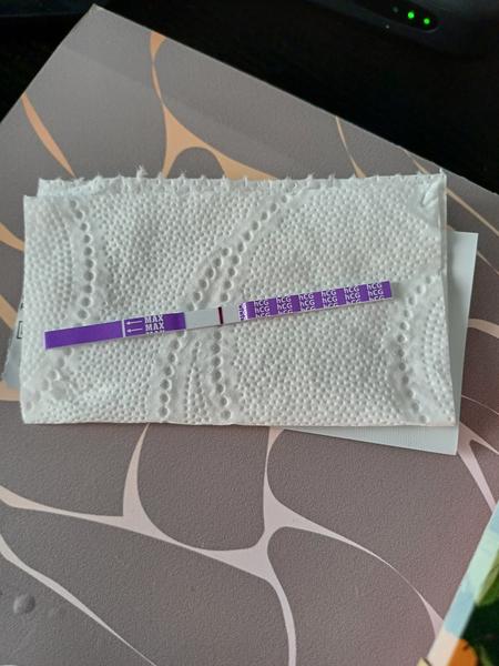 Kdo nevydrží a testuje před termínem menstruace?