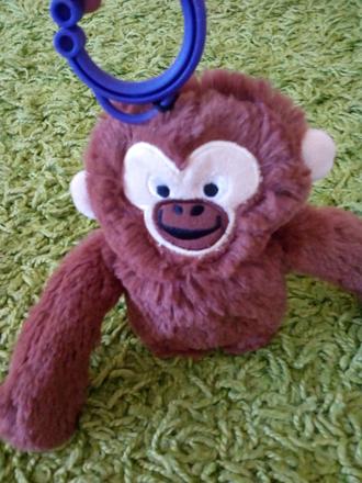 Opička na zavěšení zn.emirates, 