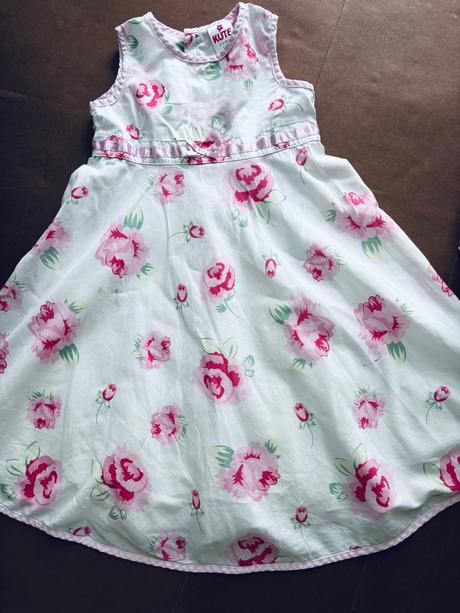 Ob/ šaty s květy - v.2/3 roky, 98