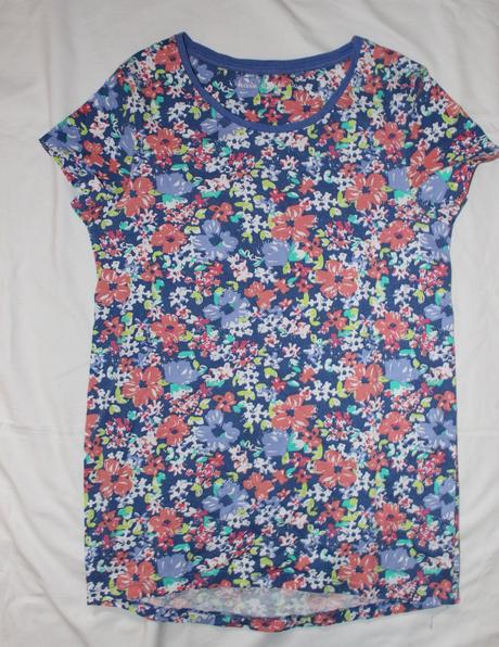 Op630. kytičkované tričko 12 let, next,152