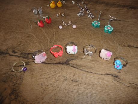 Mix 18 prstýnků a naušniček- cena za vše, 
