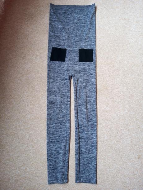 Overal bez ramínek vel."uni",