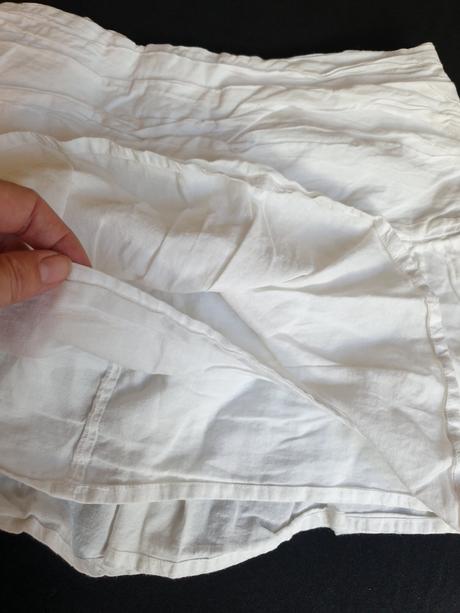 Dívčí sukně, 146