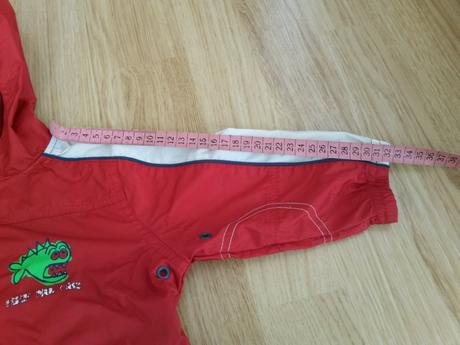 Bunda přes hlavu, 80