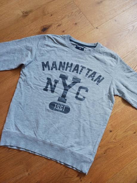 Triko č.140/146 top stav., reserved,140