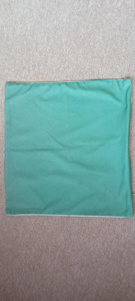 Povlak na polštářek "květy - zadní část zelená", 