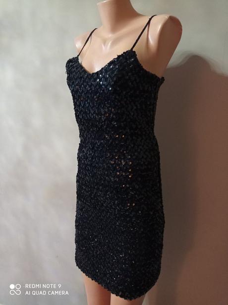 Černé filtrové šaty 40/12, 40