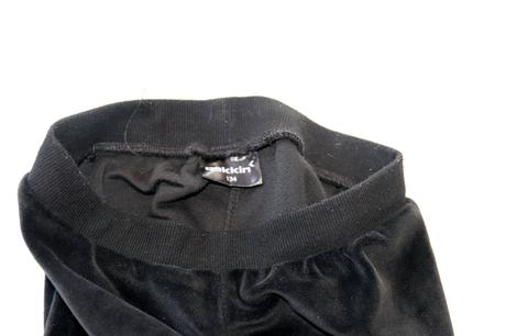 Dětské tepláky, 134