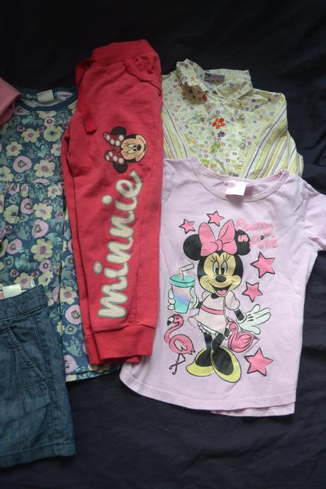 9x dívčí oblečení v.104,legíny,šaty,tepláky,sukně,, 104–116