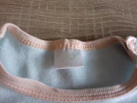 Body na mimi s dlouhým rukávem, 80