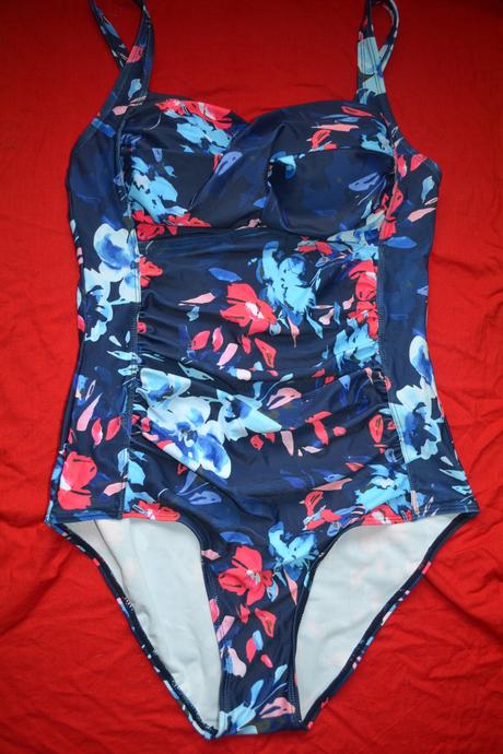 Krásné dámské nové plavky v.xl, xl