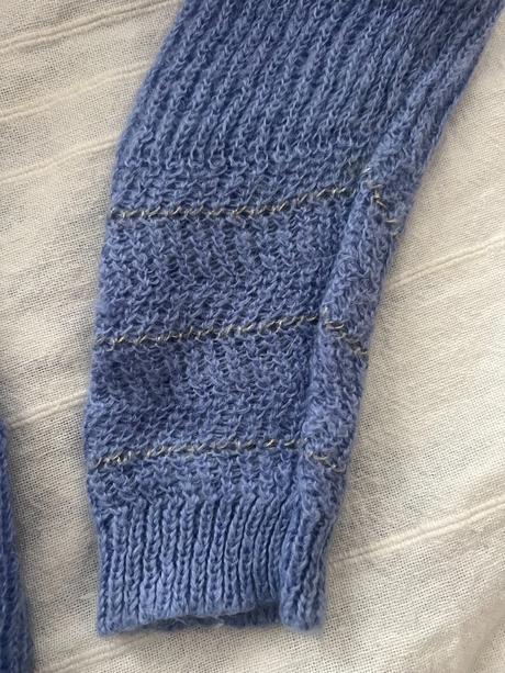 Bledě modrý svetr vel. xs/s, xs