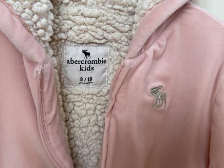 Mikina s kožiškem, abercrombie&fitch,134