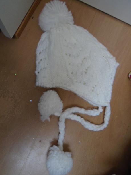 Zimní čepice s bambulí wolf vel 5/6 let, wolf,104 / 110 / 116