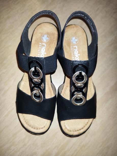Nové dámské sandály 40, rieker,40