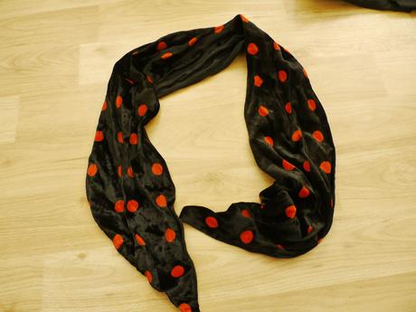 Puntikaty sal - satek - karneval, 