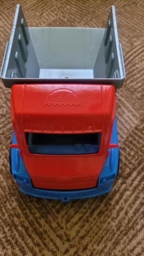 Hrací volant a auto se sklápěcí korbou, 